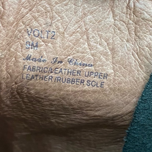 DONALD J PLINER “Volt2” Black Snakeskin Leather Ankle Boots Chunky Heels Size 9 - Picture 15 of 15